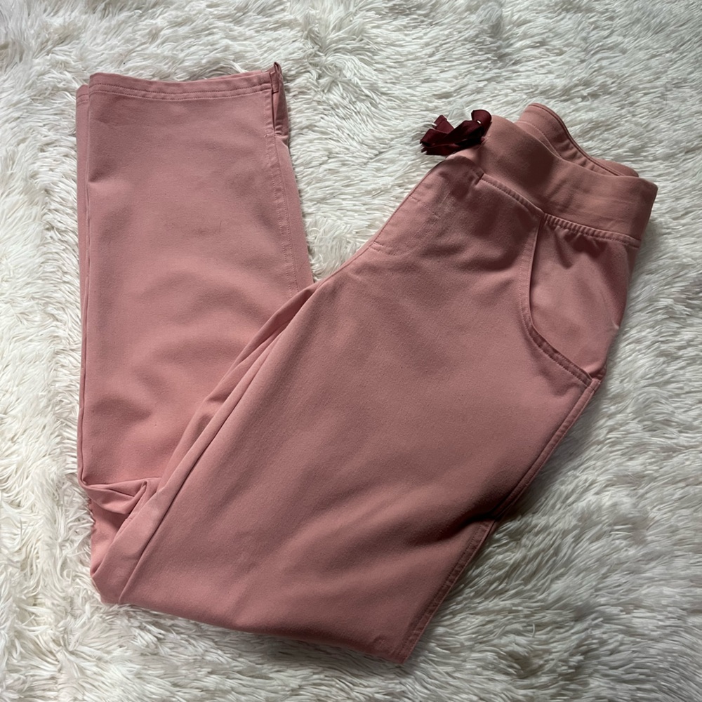 Figs pants